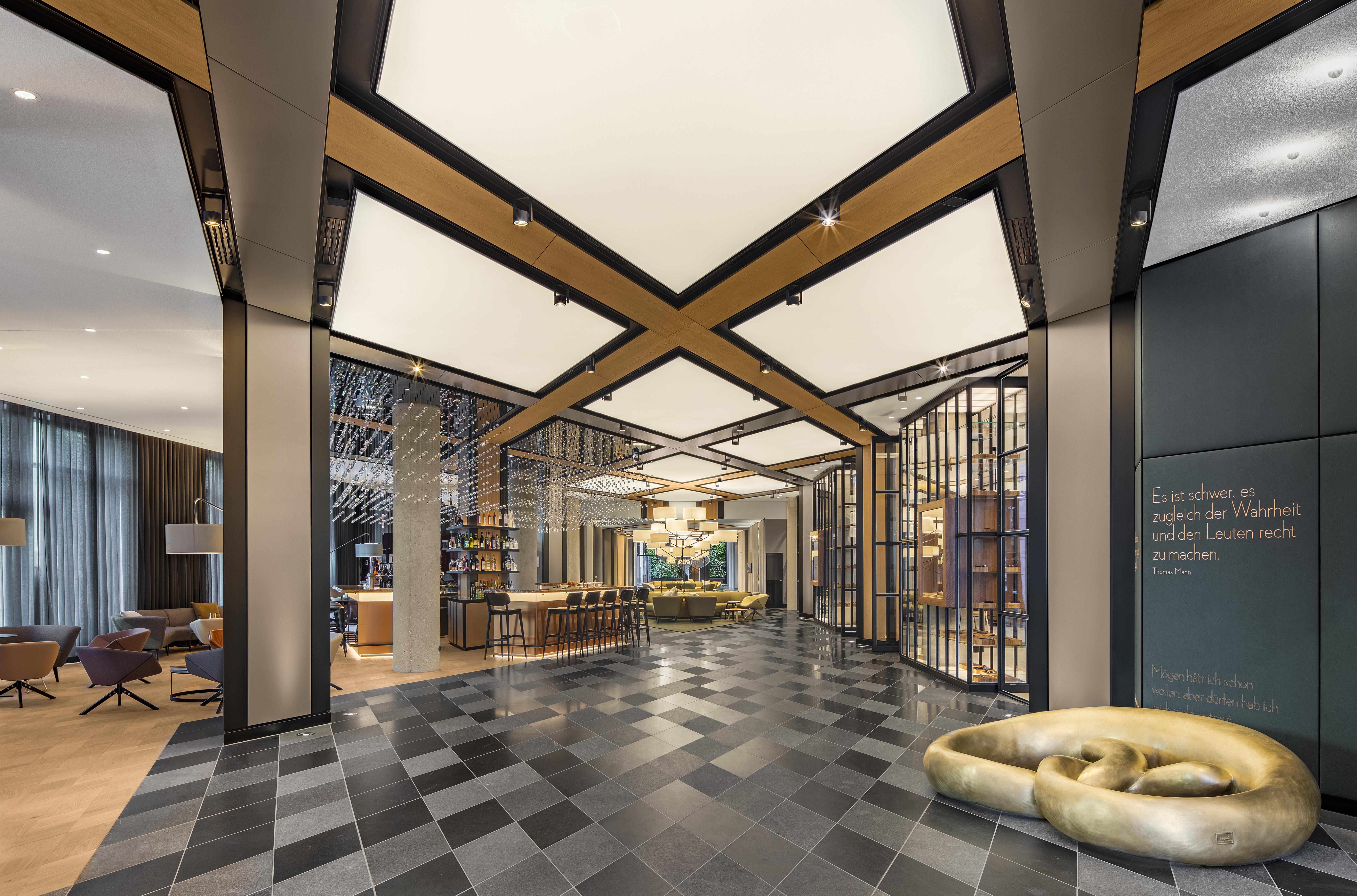 Готель Andaz Munich Schwabinger Tor, By Hyatt Екстер'єр фото The lobby of the hotel