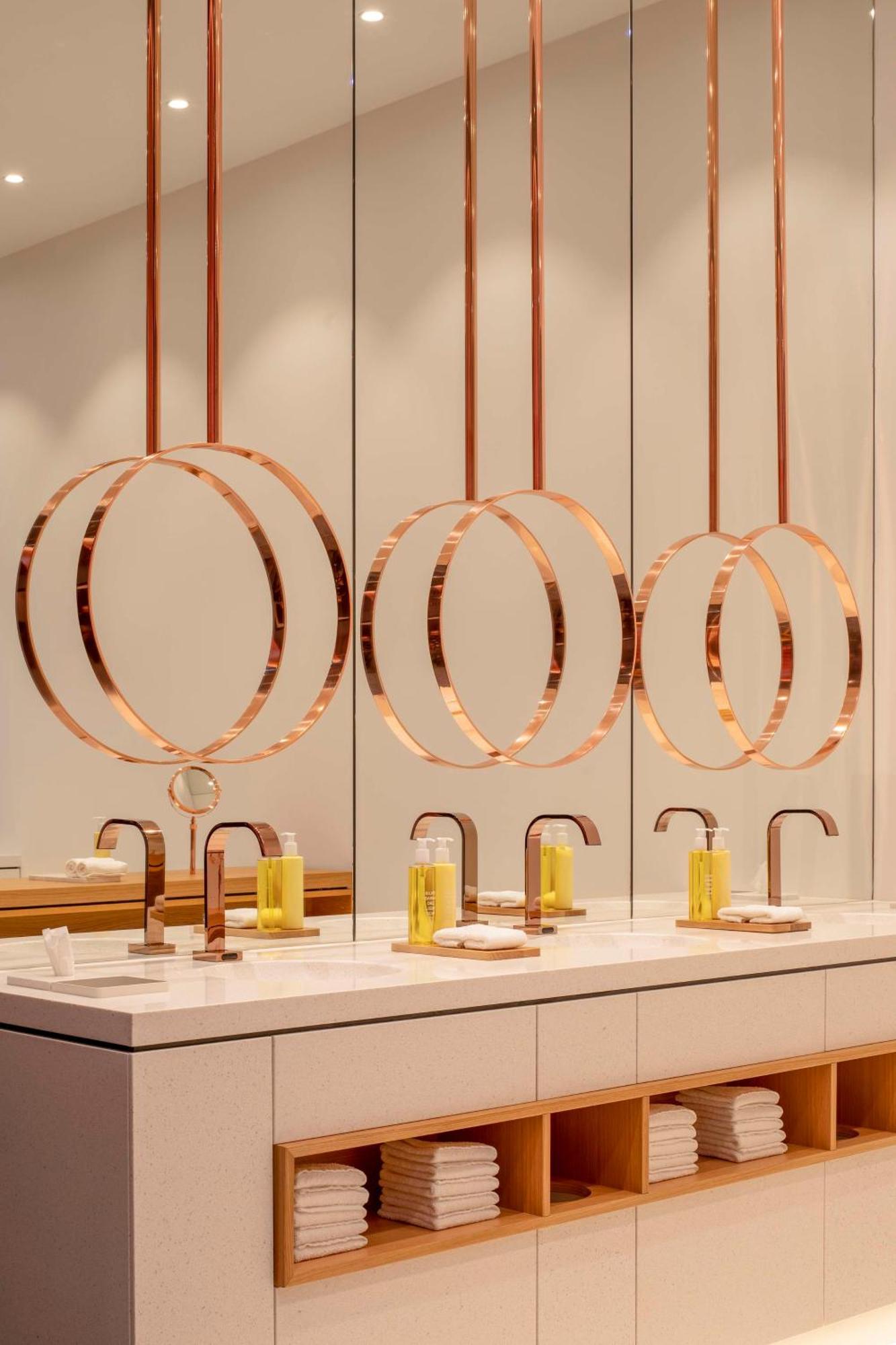 Готель Andaz Munich Schwabinger Tor, By Hyatt Екстер'єр фото Bathroom fixtures