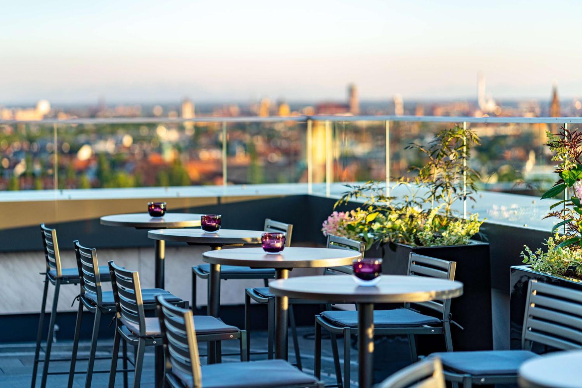 Готель Andaz Munich Schwabinger Tor, By Hyatt Екстер'єр фото Skyline Terrace