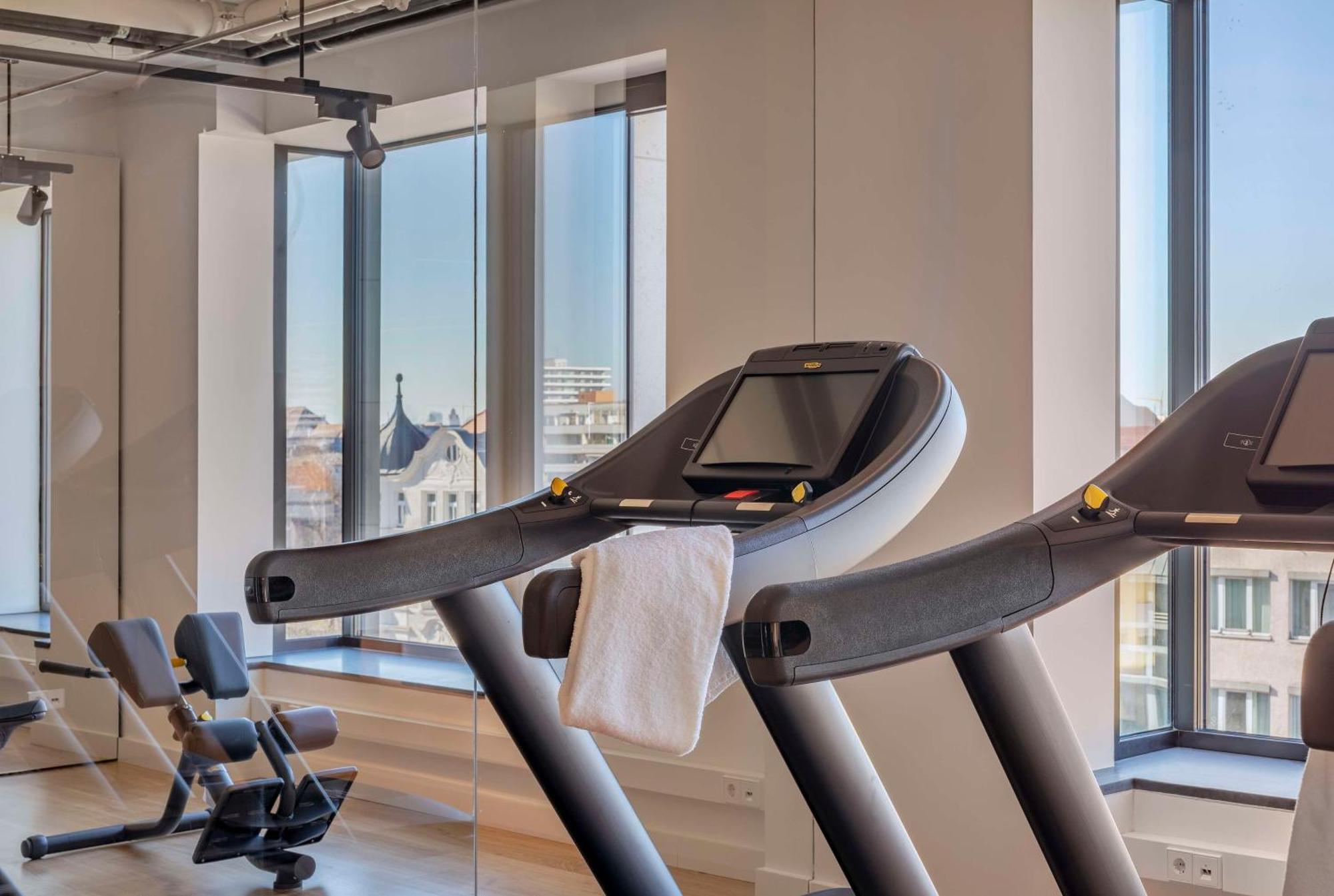 Готель Andaz Munich Schwabinger Tor, By Hyatt Екстер'єр фото The gym at the hotel
