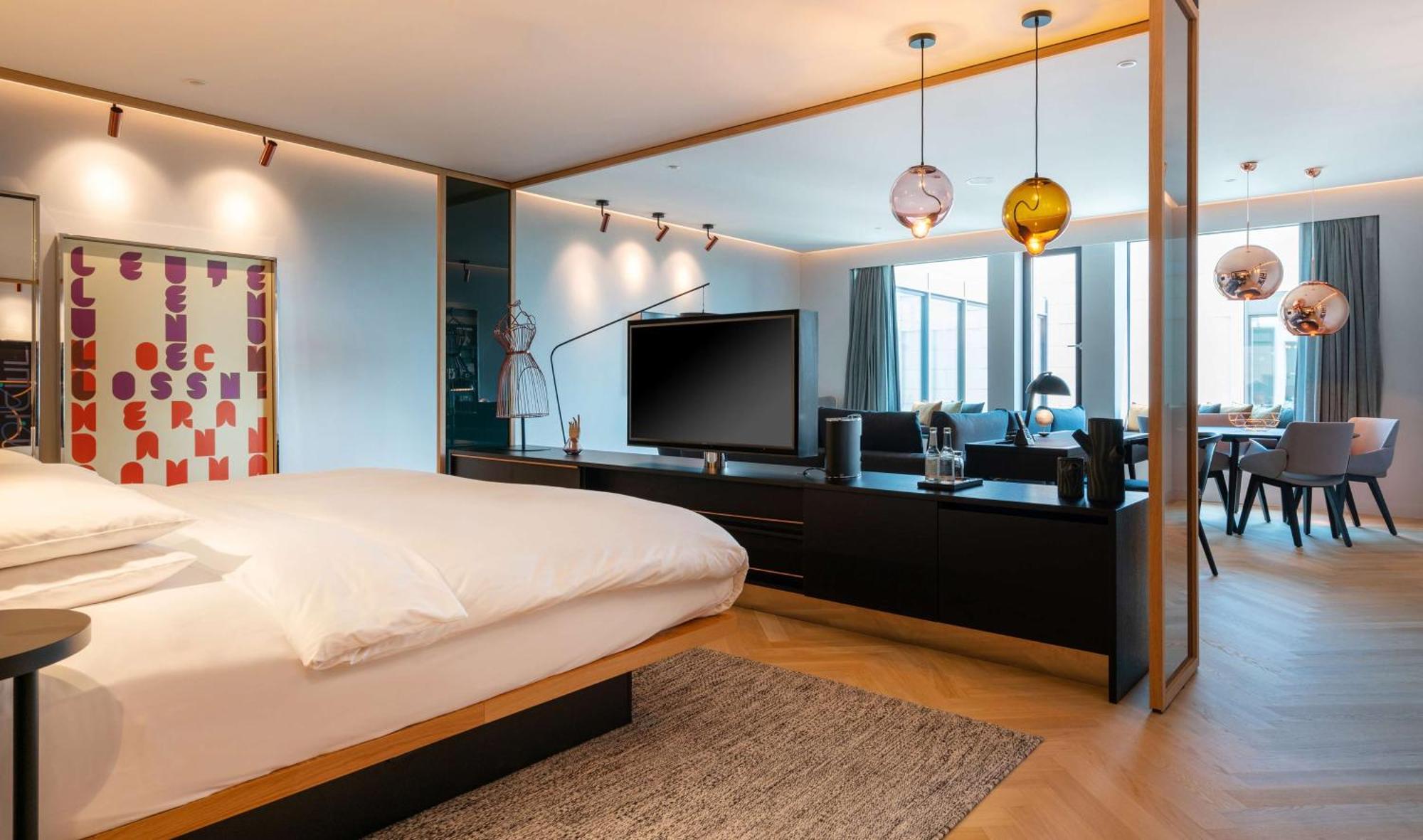 Готель Andaz Munich Schwabinger Tor, By Hyatt Екстер'єр фото A bedroom at the hotel