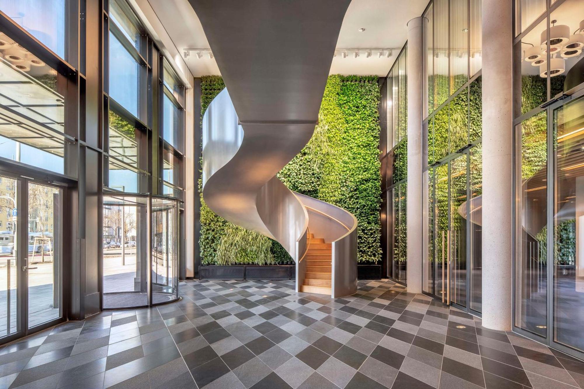 Готель Andaz Munich Schwabinger Tor, By Hyatt Екстер'єр фото The lobby of the building